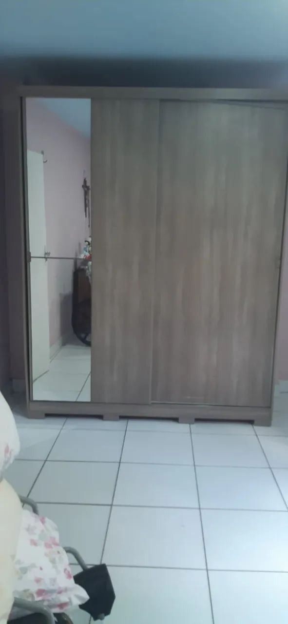 Guarda-roupa Solteiro Marron com espelho