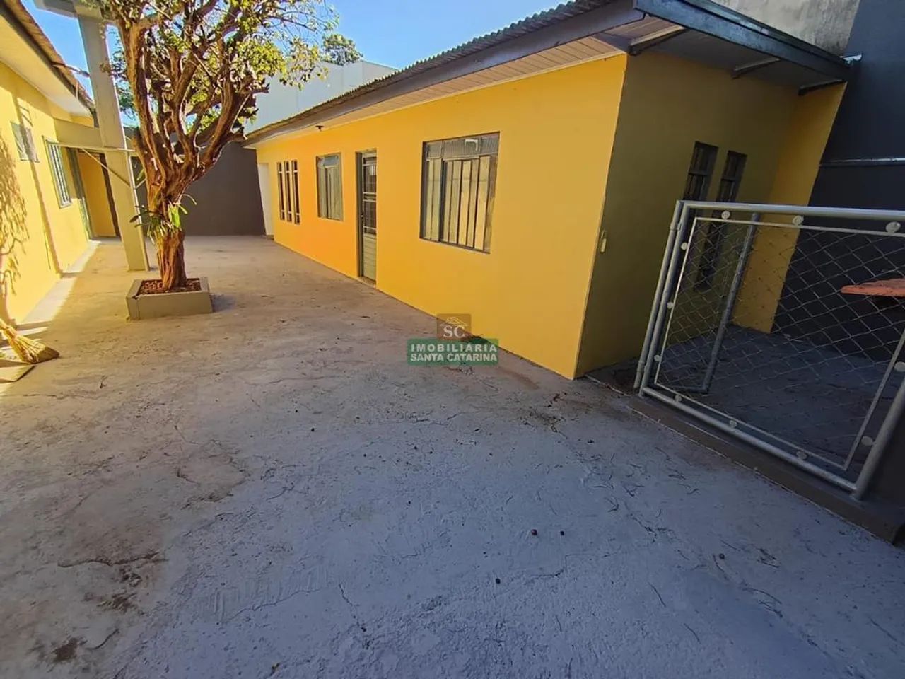 Casa para alugar em Maringá, Zona 08, com 4 quartos, com 125 m² - Foto 4