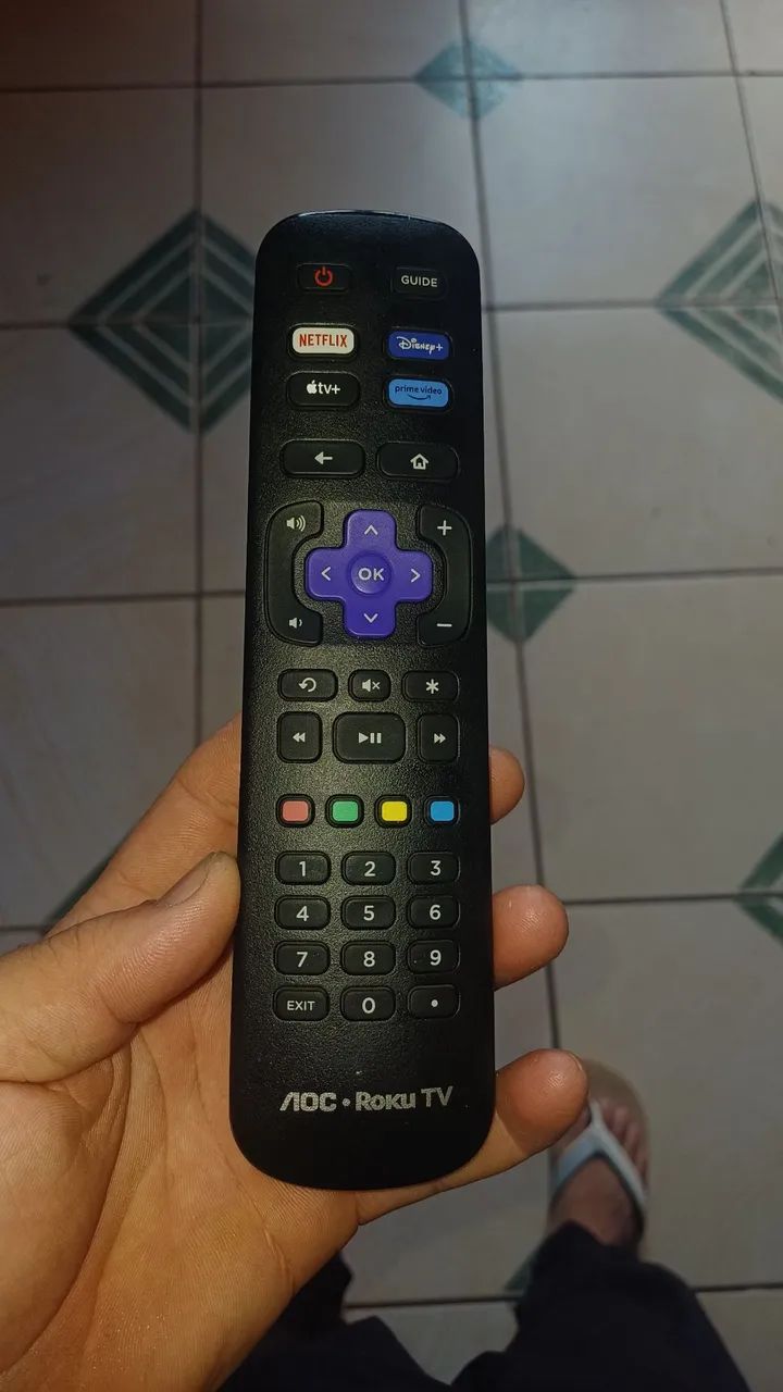 Vendo uma tv AOC ROKU  - Foto 2