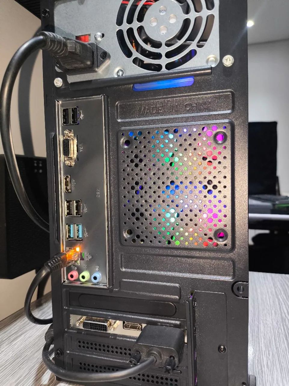 PC * Core i3 / 6GB DDR3 / SSD 120GB / Geforce 210 - Foto 4