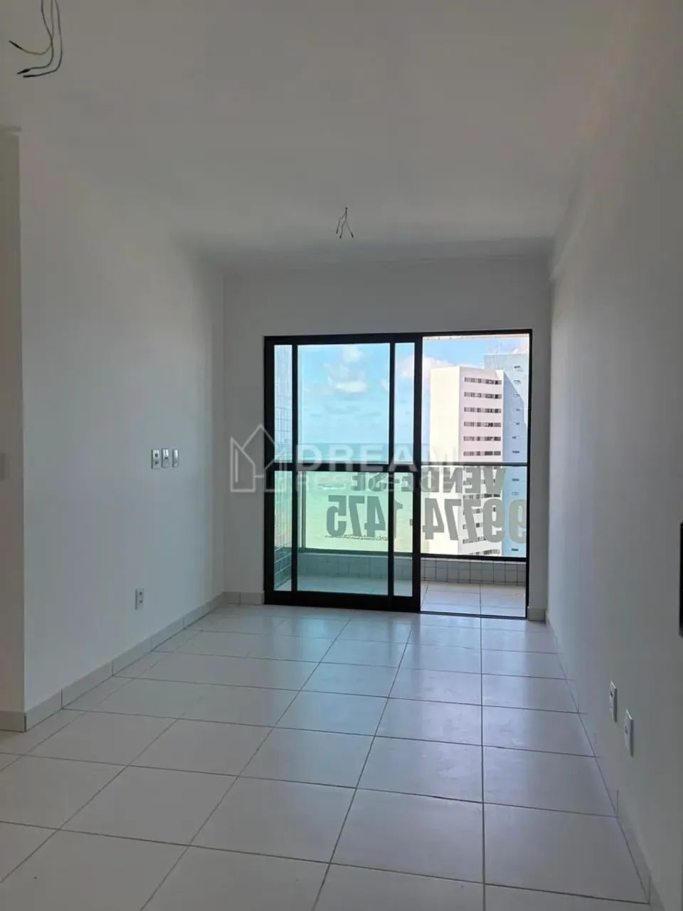 Apartamento 68m² em Candeias: 3 Quartos (1 Suíte), Sacada, Piscina, Quadra e Academia 2