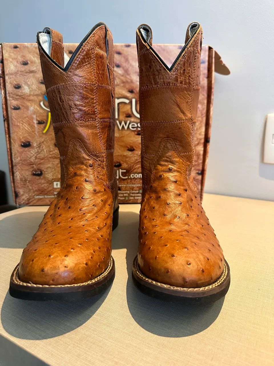 Bota em couro de avestruz Strut 42 nova - Foto 4