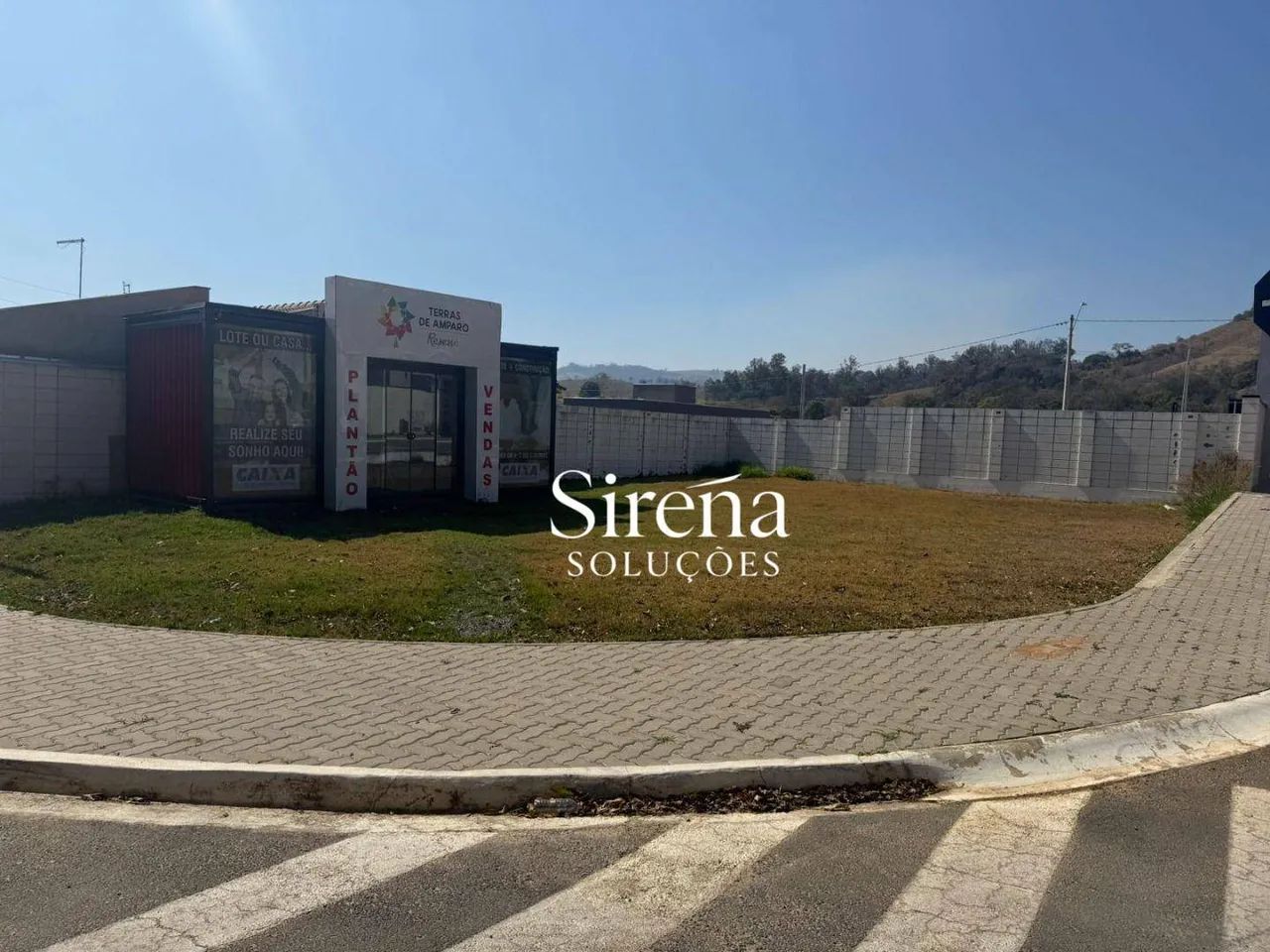 LOTE COMERCIAL A VENDA - AMPARO (SP)