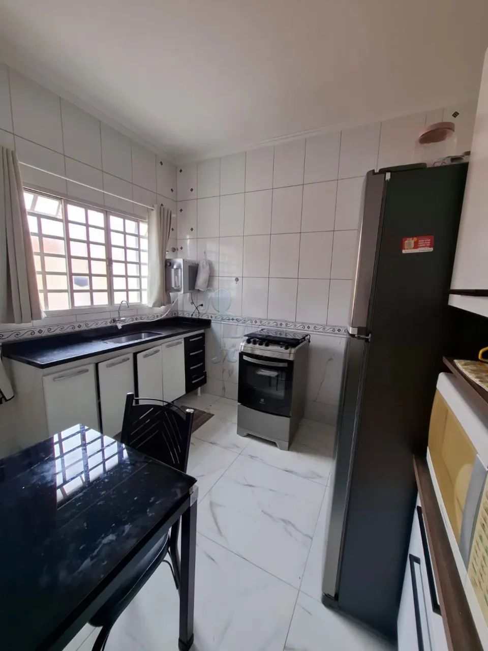 Casa de 285m² com 02 quartos com suíte à venda - Jardim das Figueiras - Foto 3