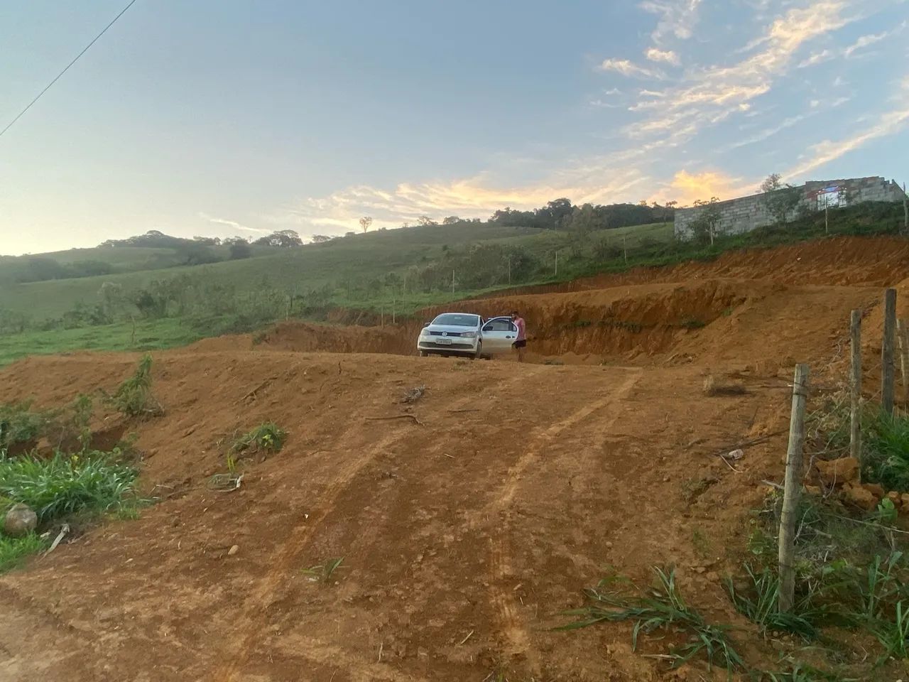 VENDO OU TROCO TERRENO - Foto 3