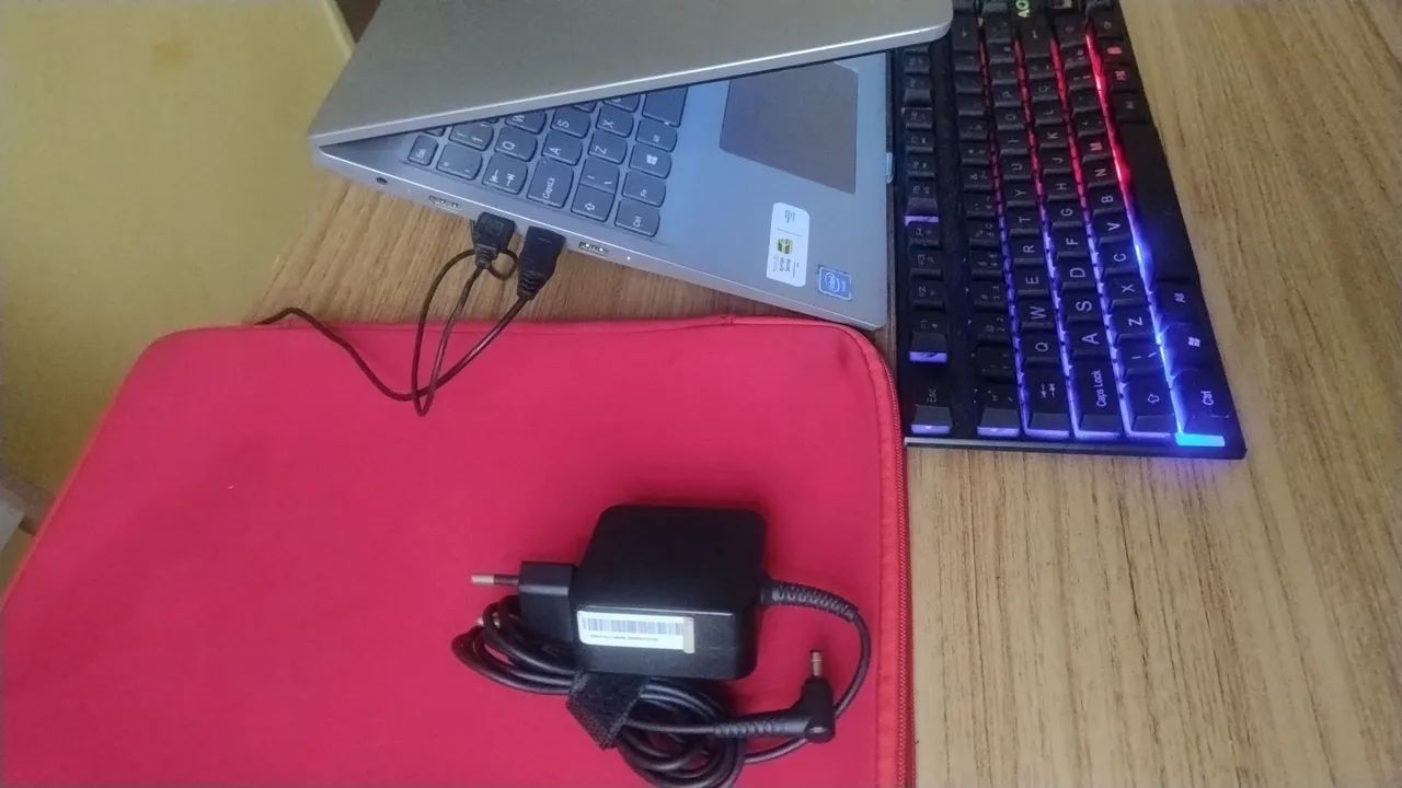 NOTEBOOK COMPLETO, TECLADO,MAUSE, CARREGADOR E PORTA NOTEBOOK  - Foto 2