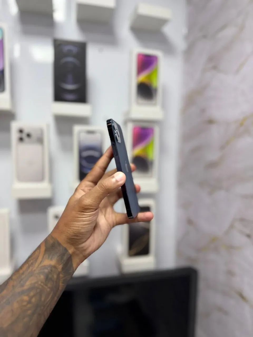 IPHONE 12 PRO 256GB<br>R$ 2.099,00 - Foto 2