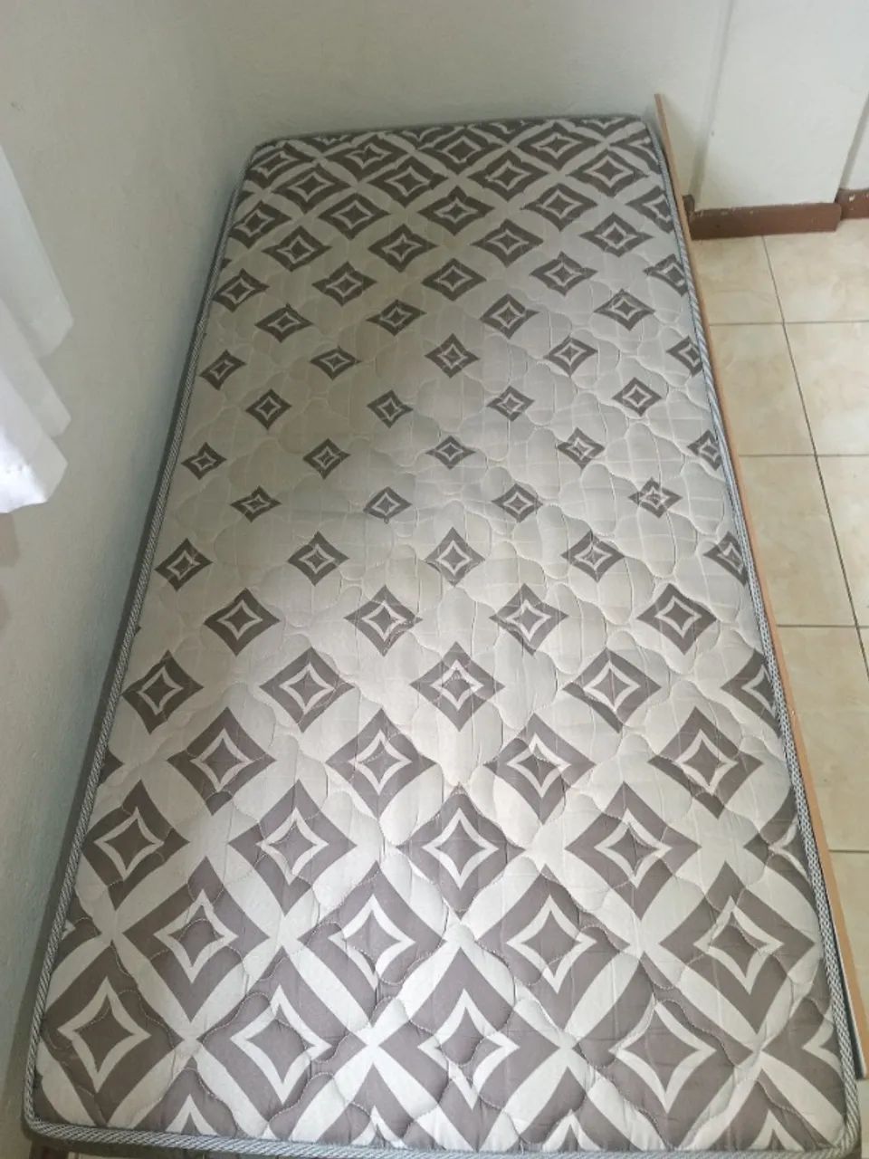 Colchão Ortobom solteiro  - Foto 2