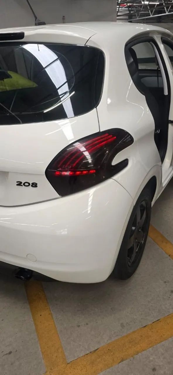 Peugeot 208 Active/active Pack 1.5 Flex 8V 5P 2014 - Foto 3