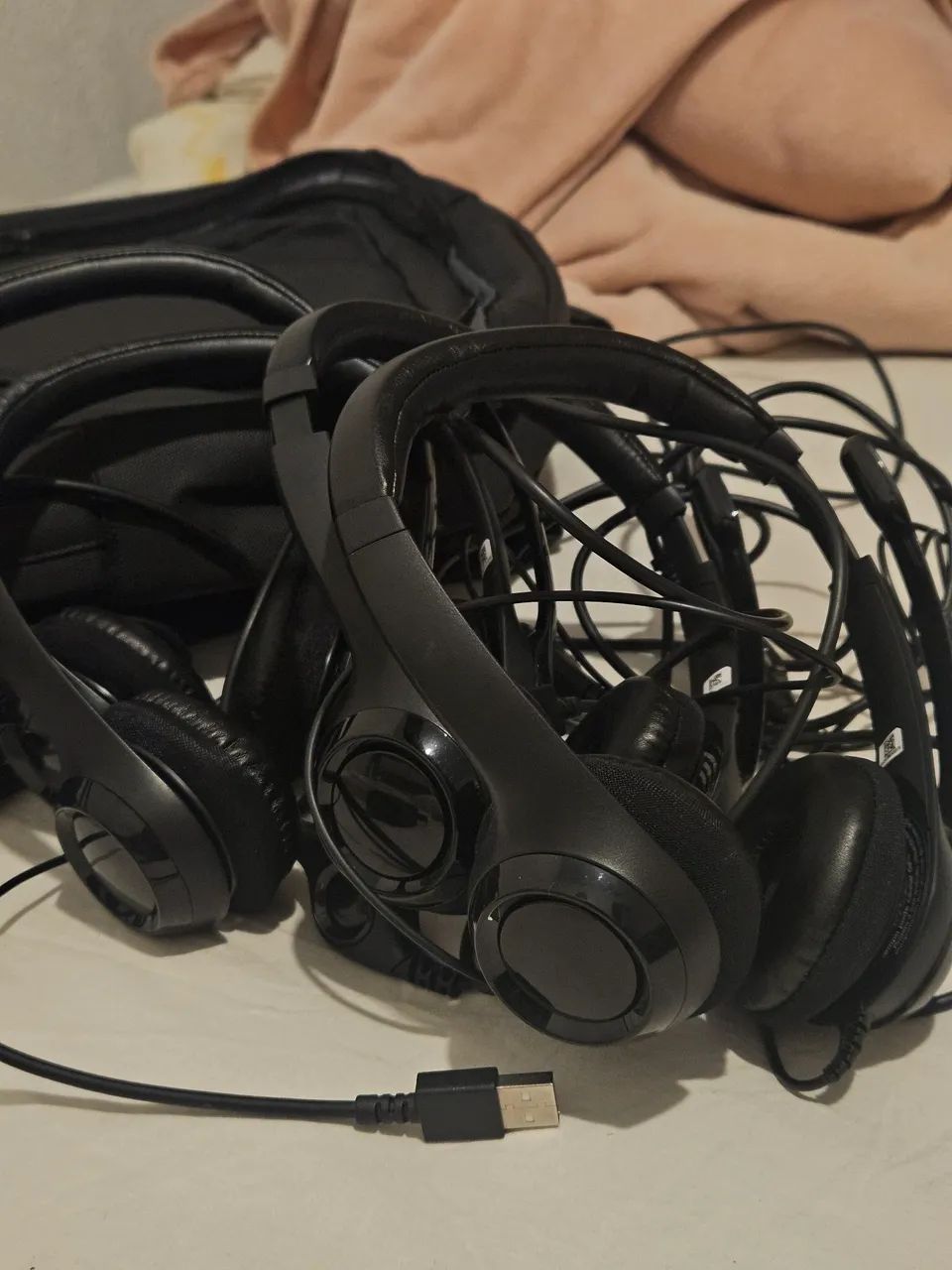 Headsets Logitech h390