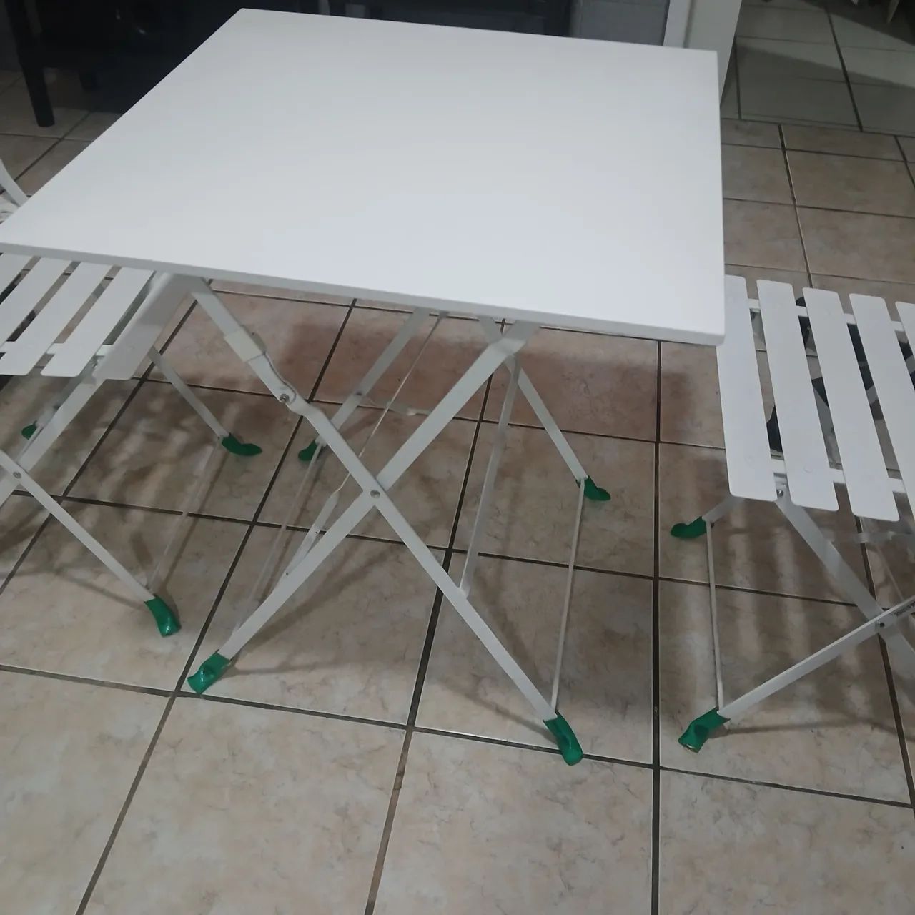 Mesa em ferro com cadeira - Foto 2