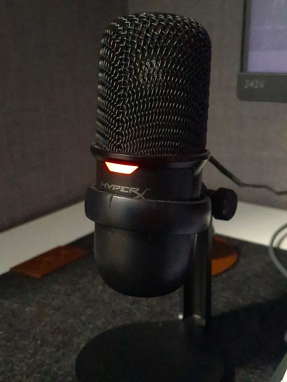 Microfone Hyperx Solocast  - Foto 4