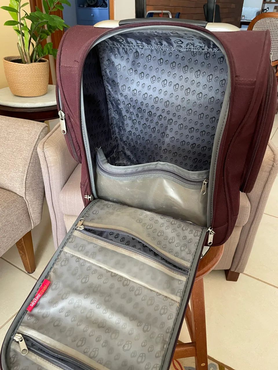 Mala executiva para viagem rápida  - Foto 2