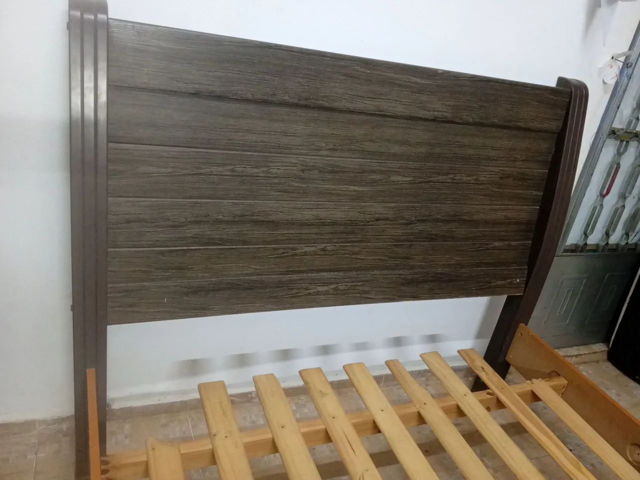 Cama de casal de madeira  - Foto 2