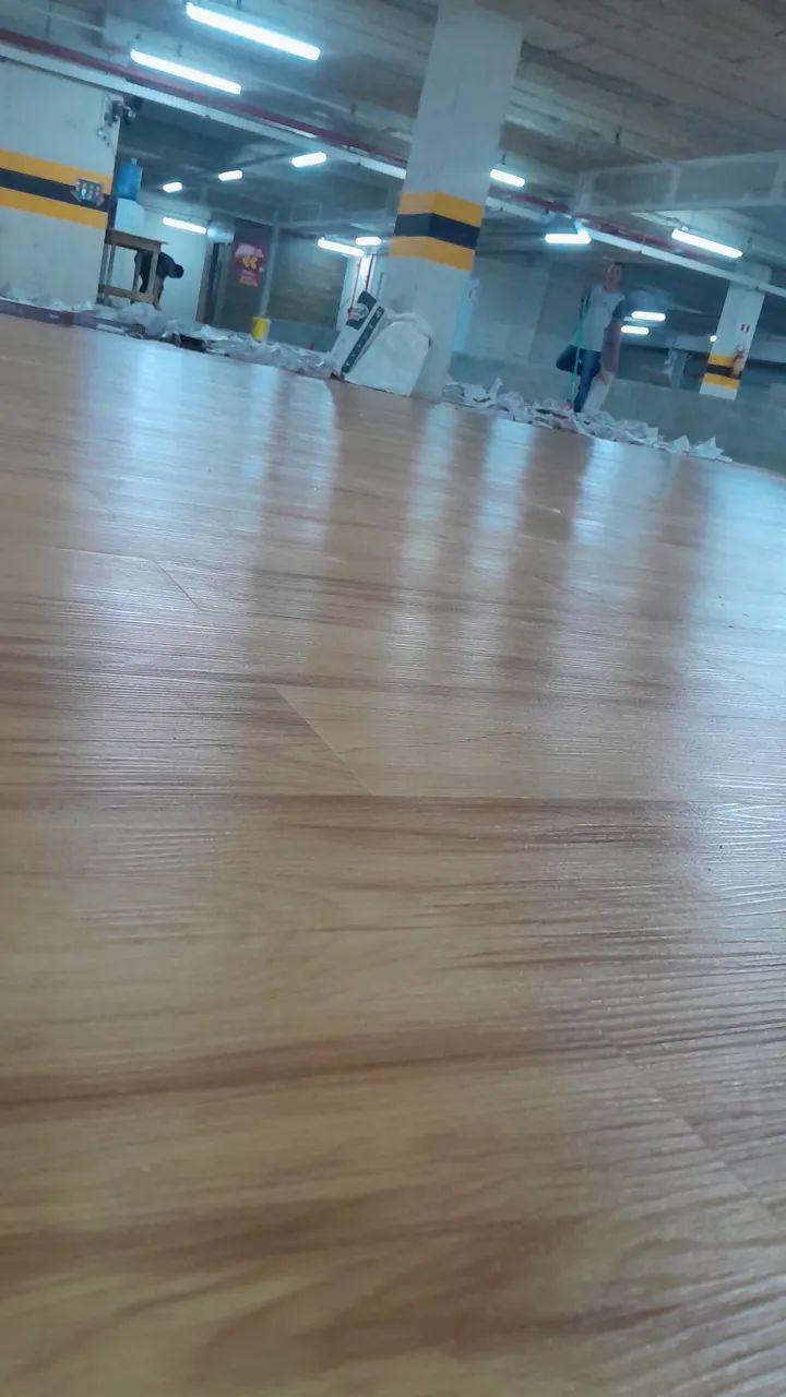 Montador piso vinílico 