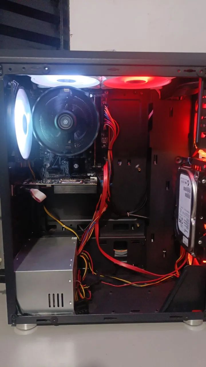 Pc core i5 8GB de ram placa mãe e processador e gabinete de vidro novos com controladora - Foto 2