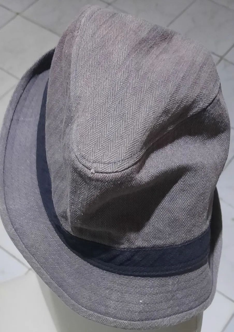 Chapéu de primeira linha,25 reais cada 1 - Foto 2