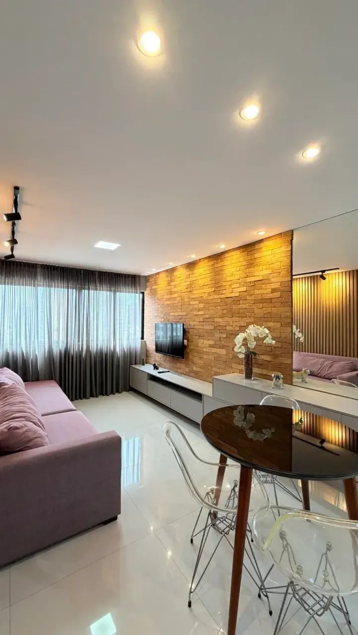 lindo quarto e sala mobiliado na ponta verde! super bem localizado.