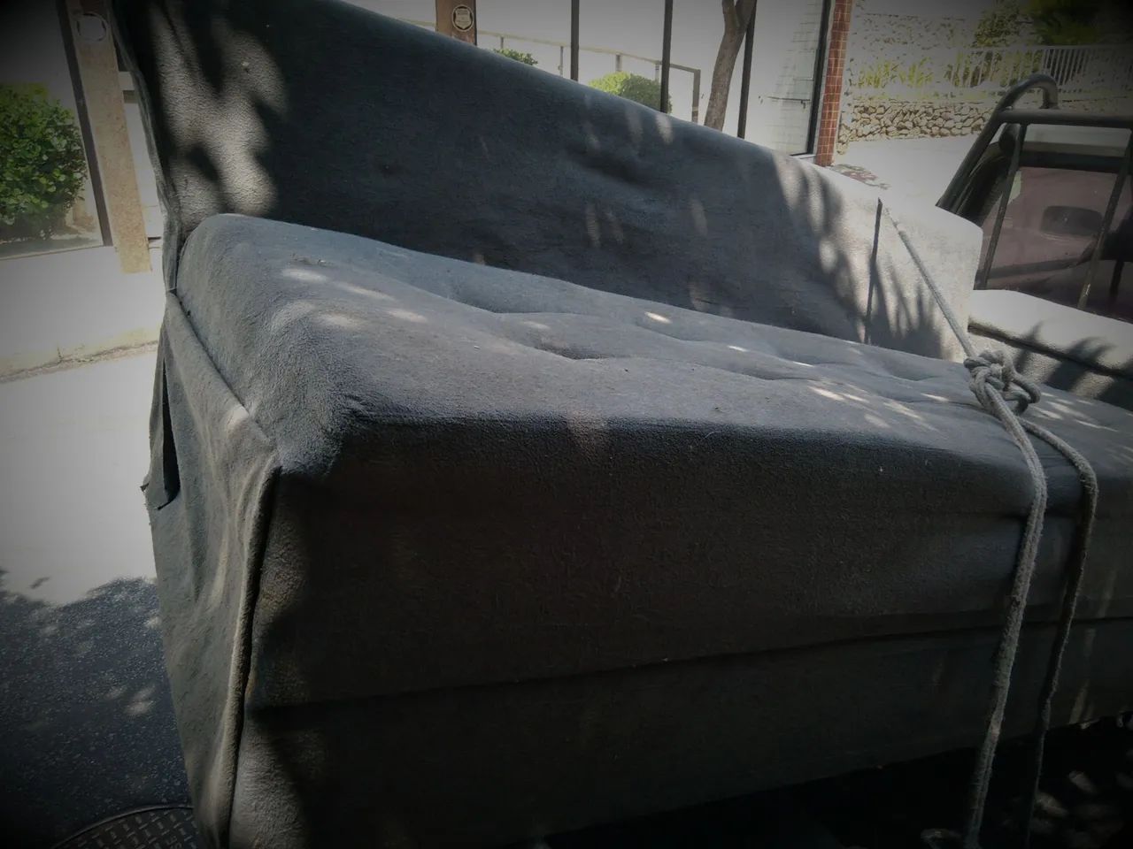 Sofa dois lugares - Foto 4