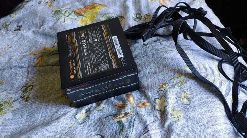 fonte thermaltake 650w 80 plus bronze - Foto 2