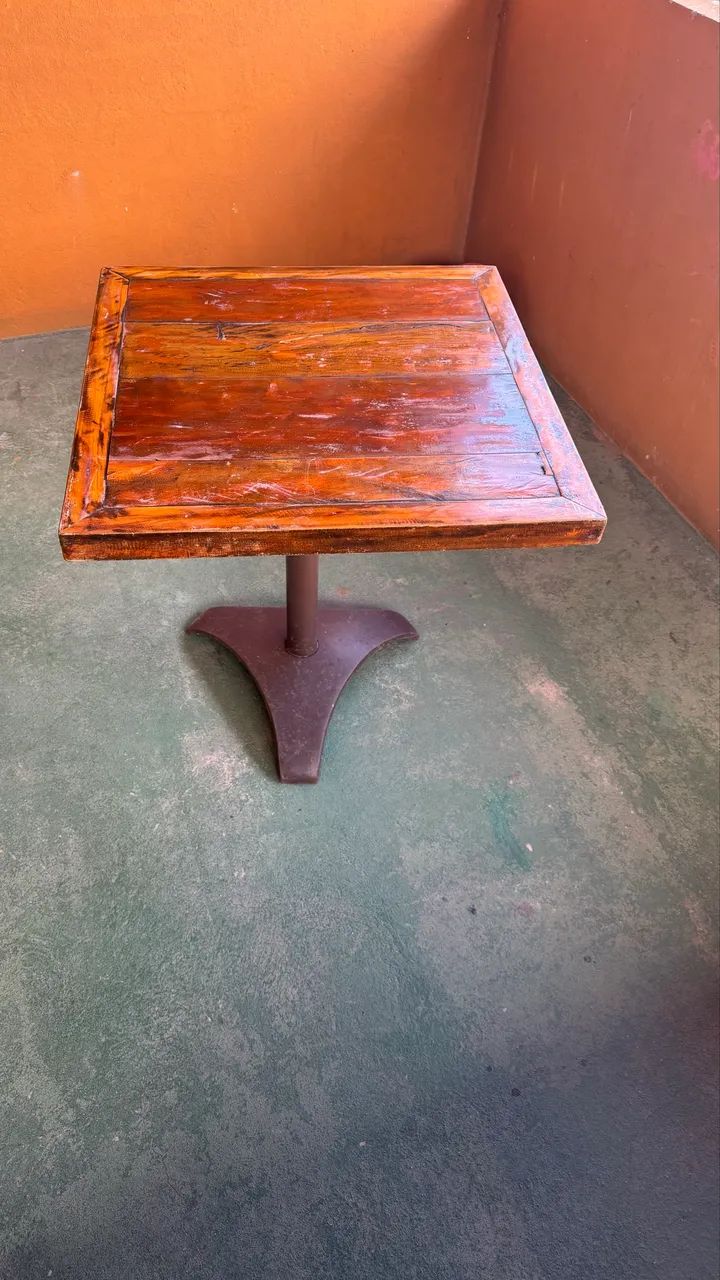 Mesa de madeira
