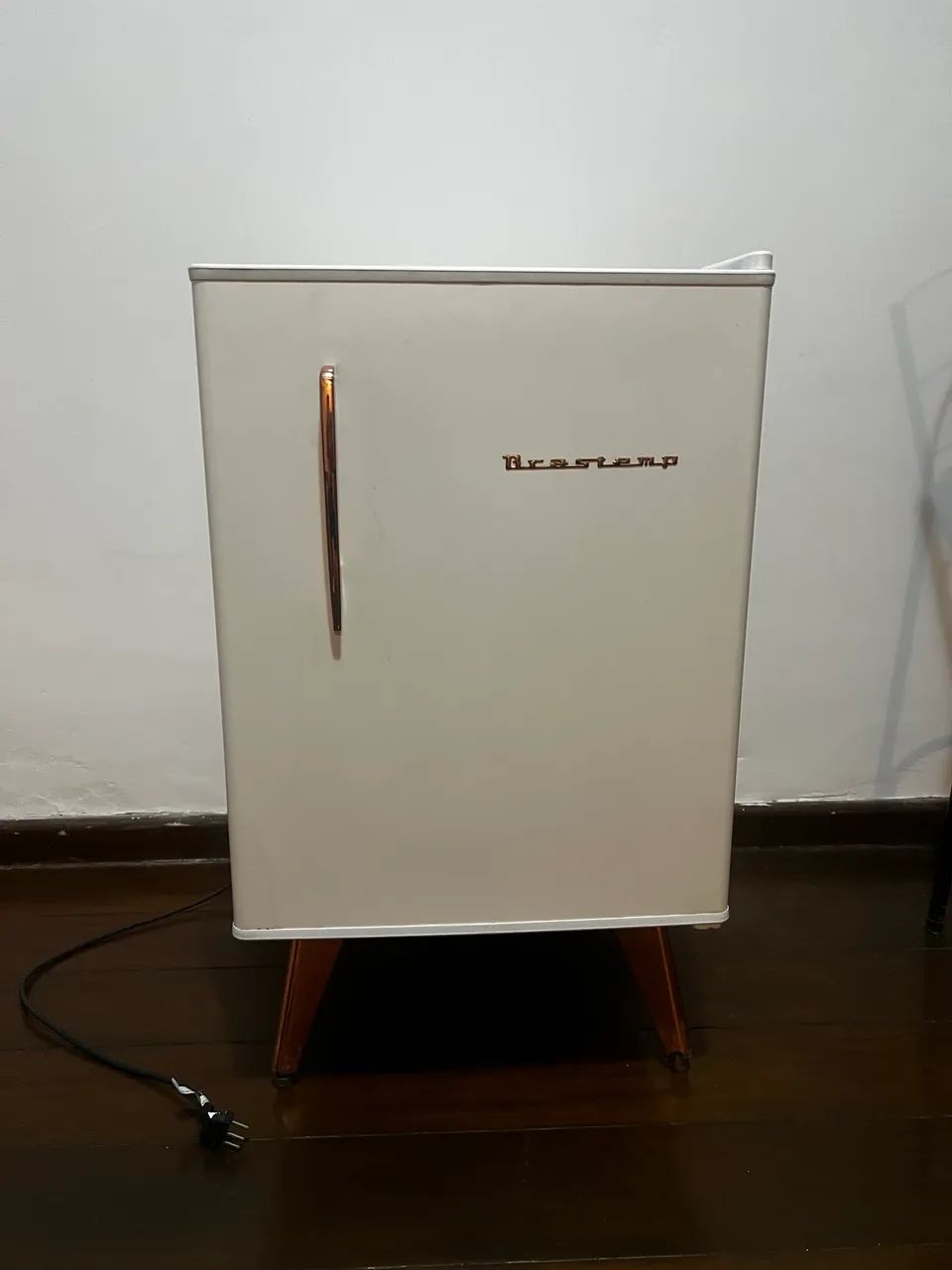 Frigobar retrô Brastemp