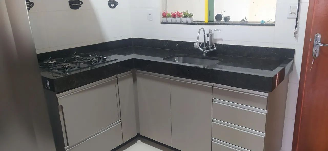 Conjunto de cozinha completo. 