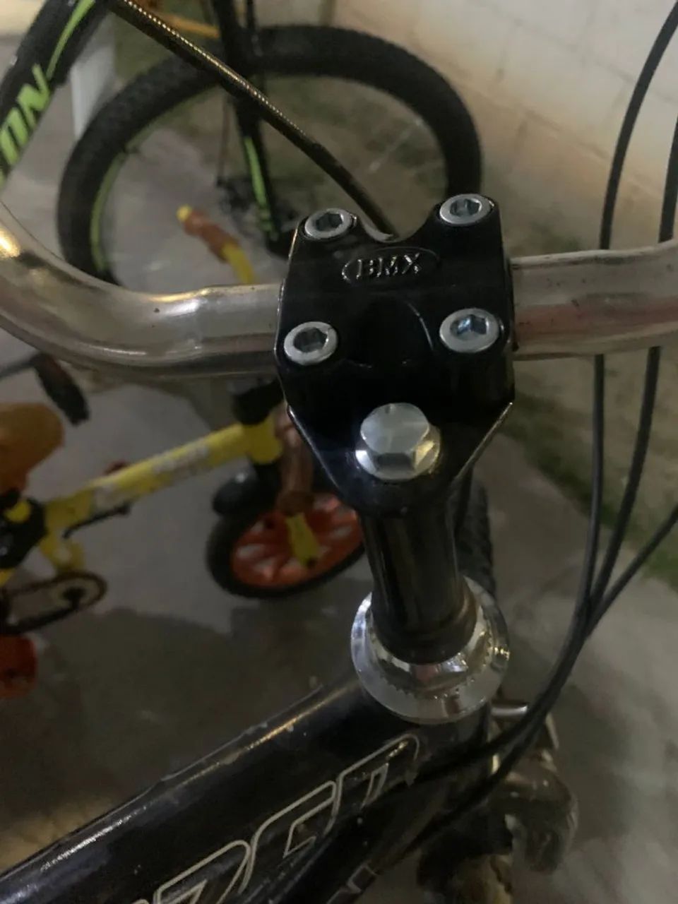 Vendo bicicleta aro 27 completa e revisada  - Foto 3