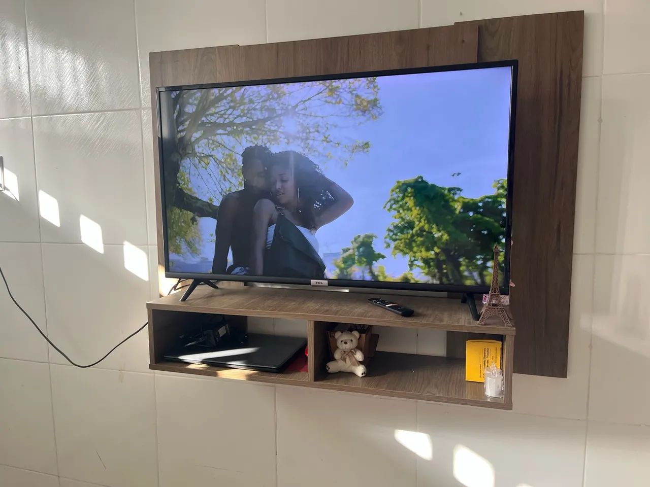 Painel para tv com nichos 