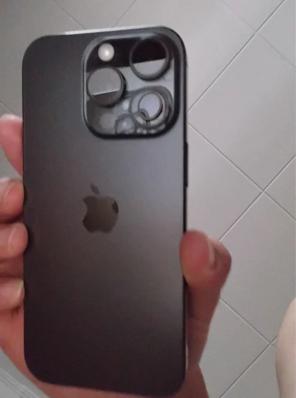 IPhone 16 pro - Foto 2