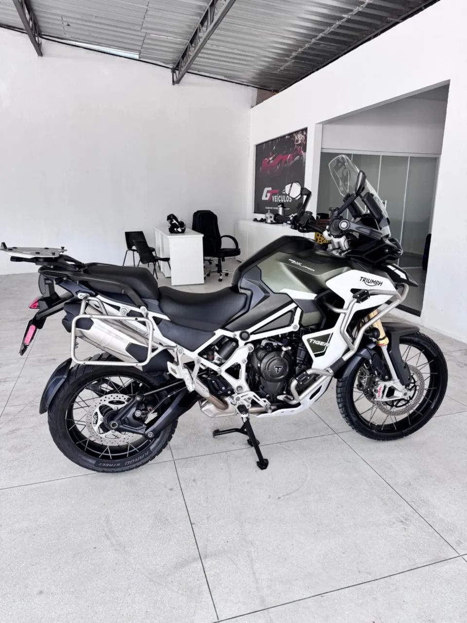 TRIUMPH TIGER 1200 RALLY EXPLORER 