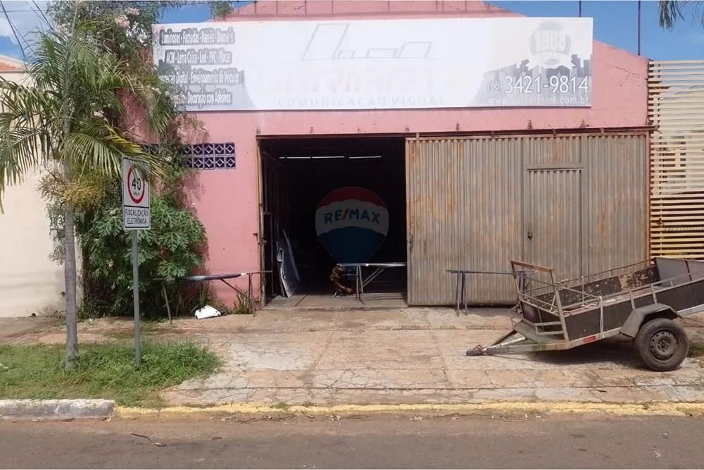 Galpão Comercial à Venda no Centro de Rondonópolis  Avenida Amazonas - Foto 5