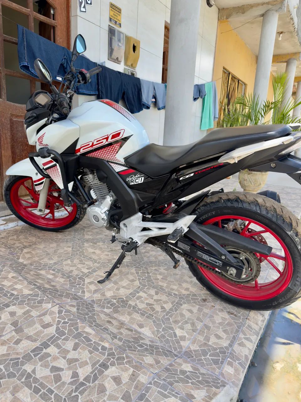 Twister CB250F CBS - Foto 3