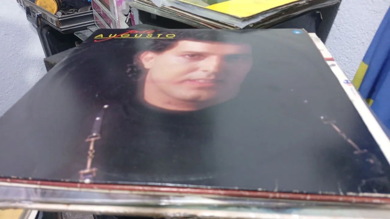 Disco de vinil vários títulos r$ 20 cada - Foto 2