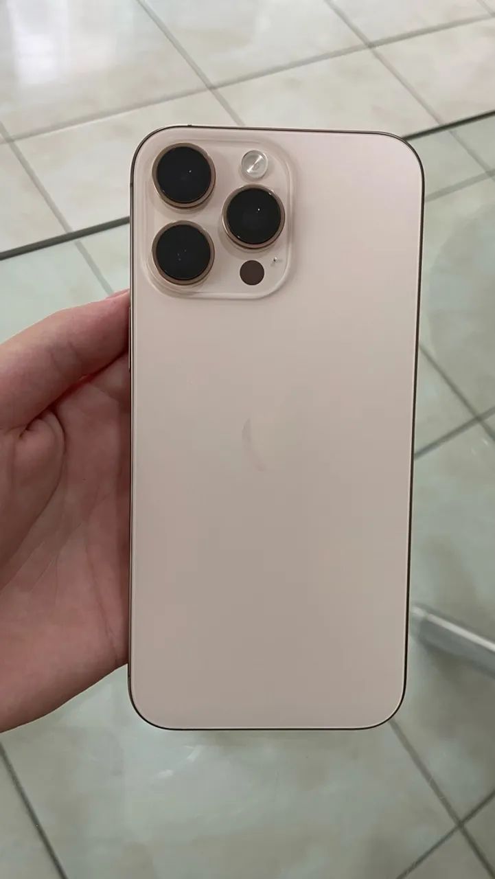 iPhone 16 Pro Max 256 - Foto 2