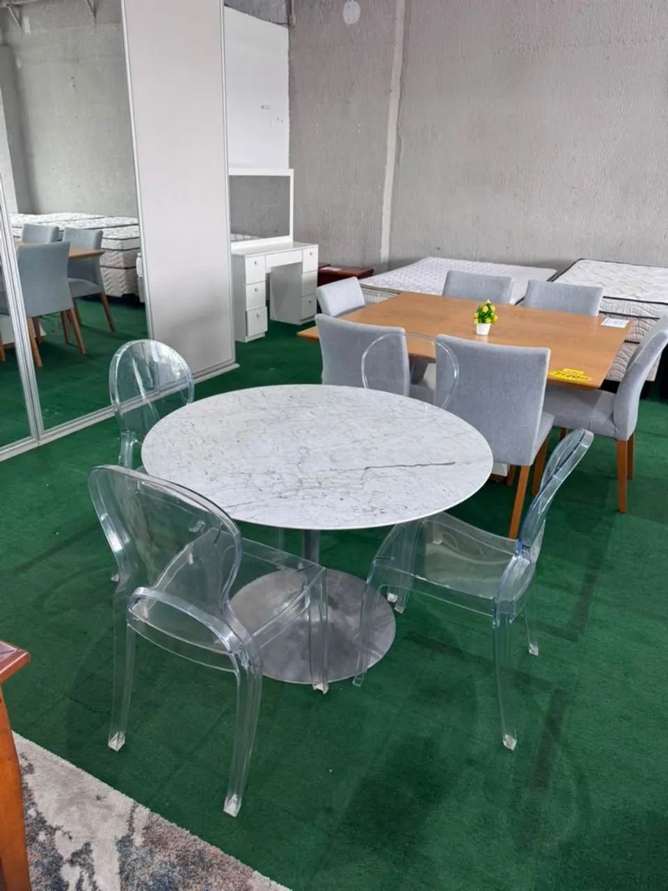 Mesa de Mármore Carrara e Pés Tulipa - Foto 2