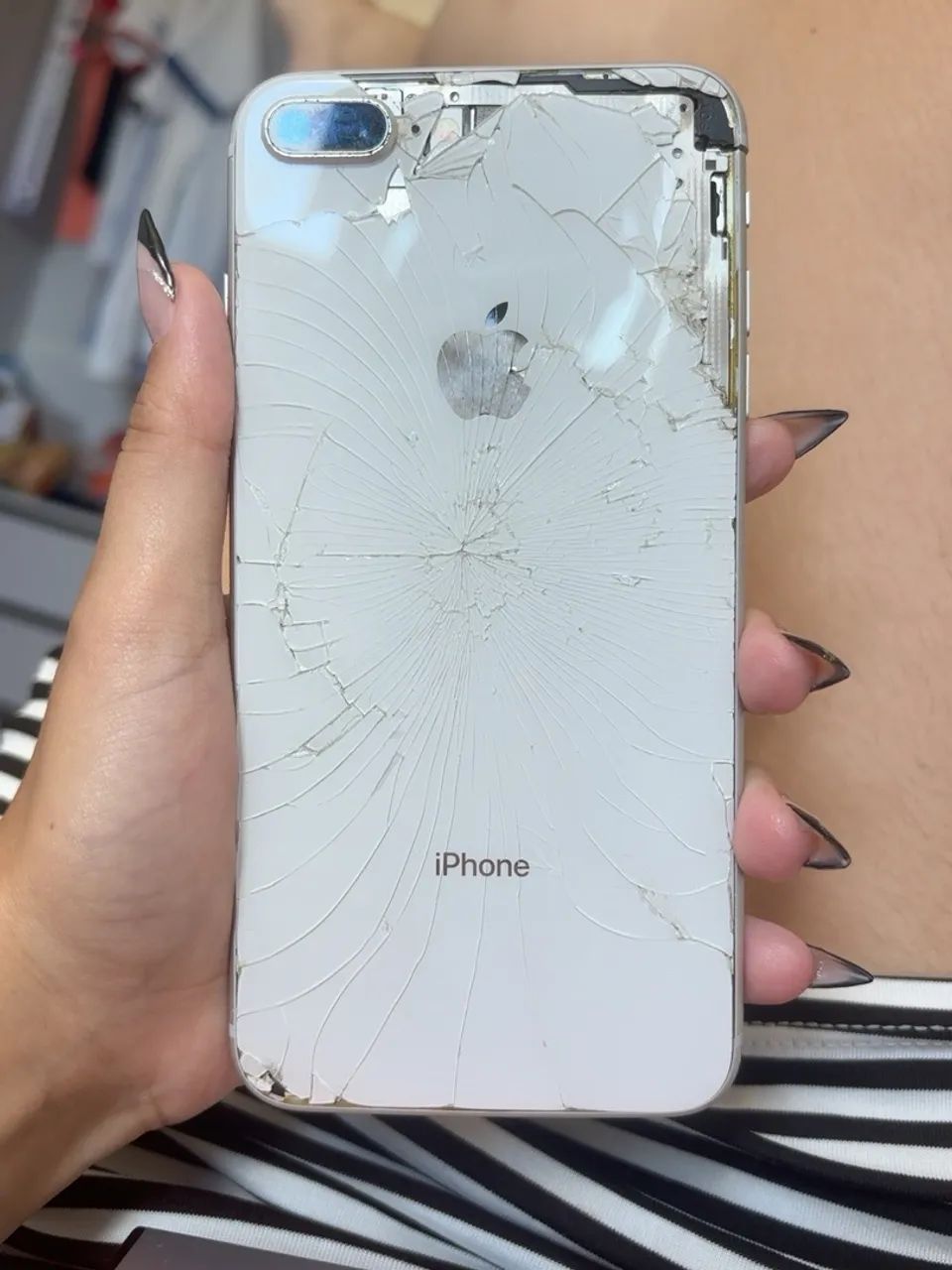 iPhone 8 Plus leia descrição 