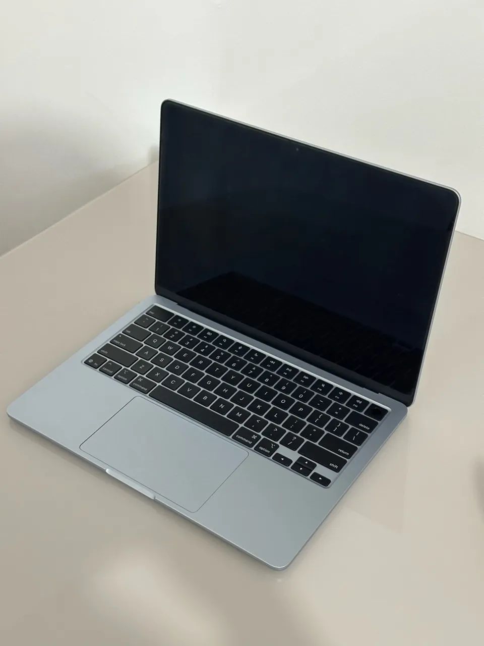 MacBook Air M4 2025 - Azul Céu | 13 polegadas - Foto 2