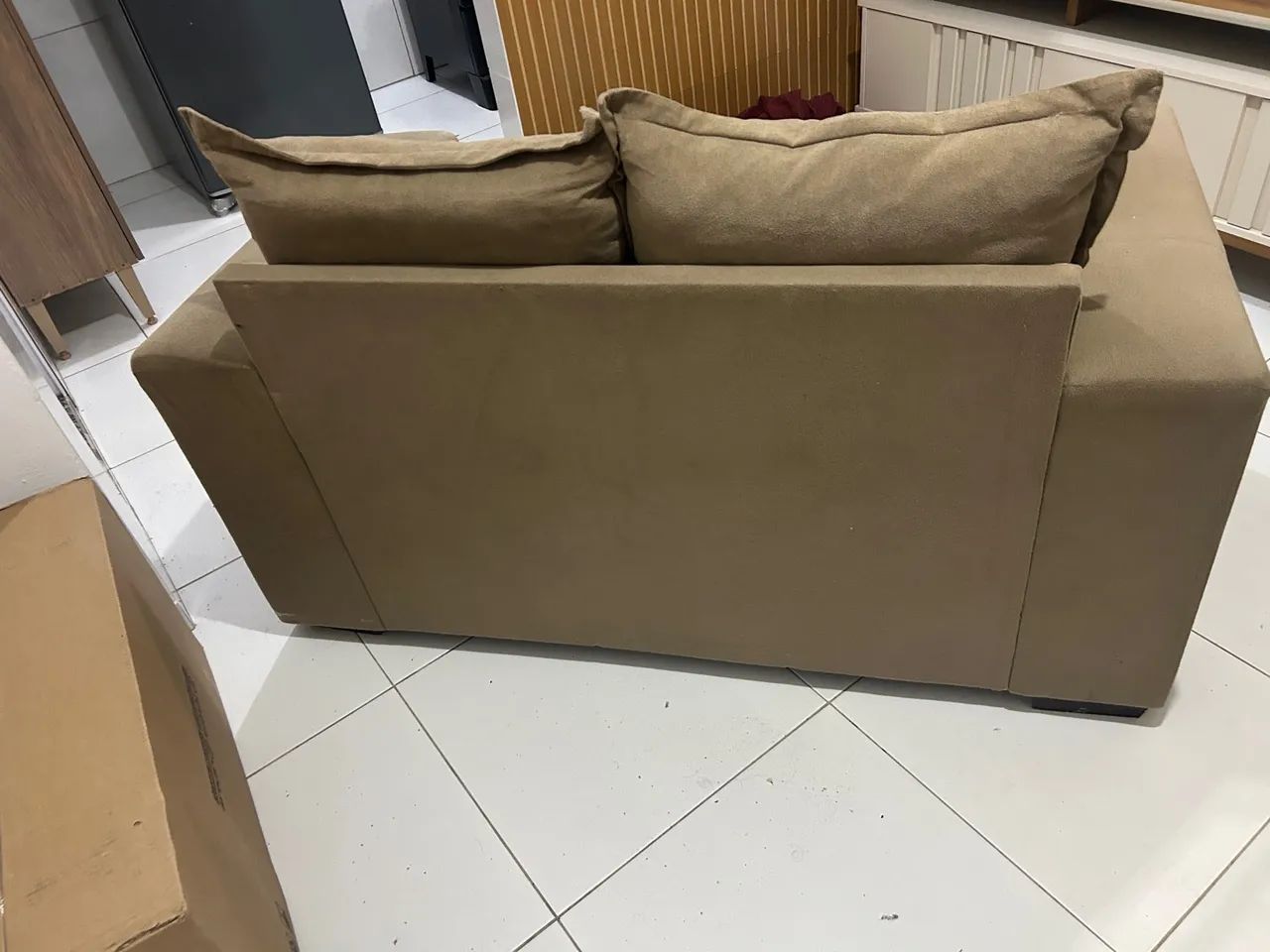 Sofá 2 lugares com almofadas soltas - Foto 4
