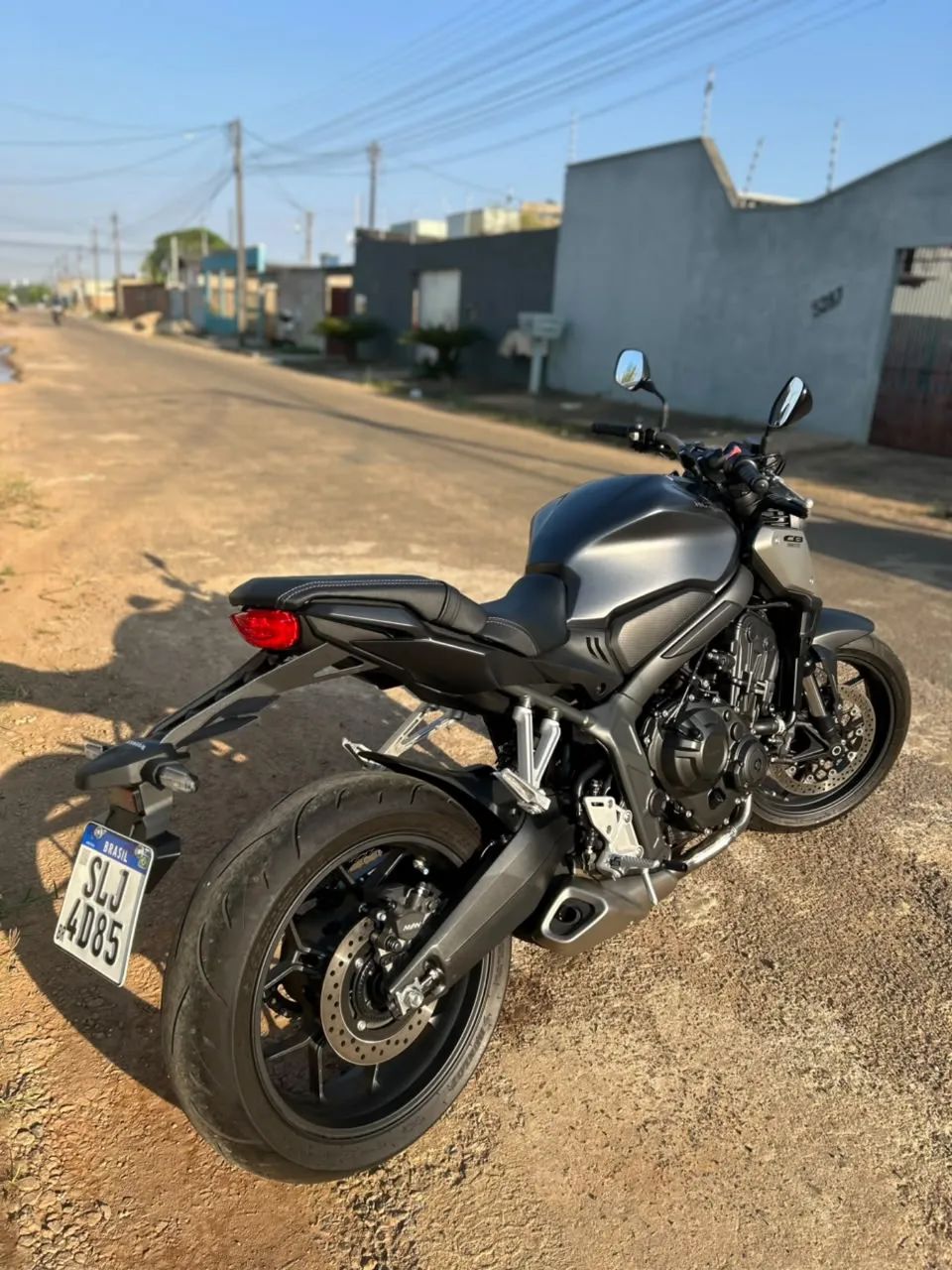 CB 650R 2024 1.700 KM