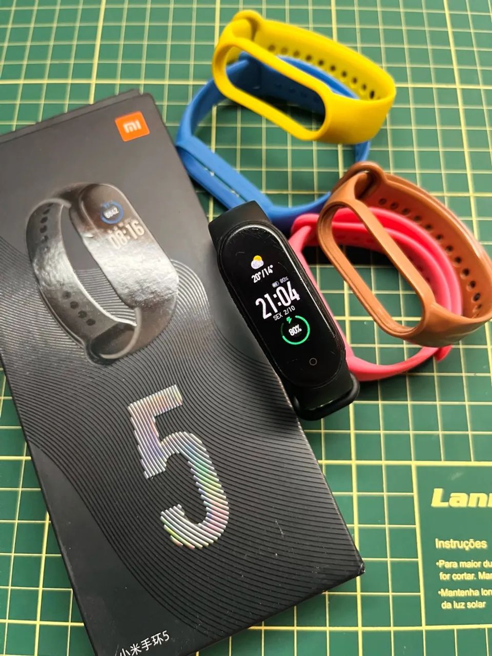 Xiaomi Mi Band 5 - Pulseira Inteligente p/ Treino e Saúde