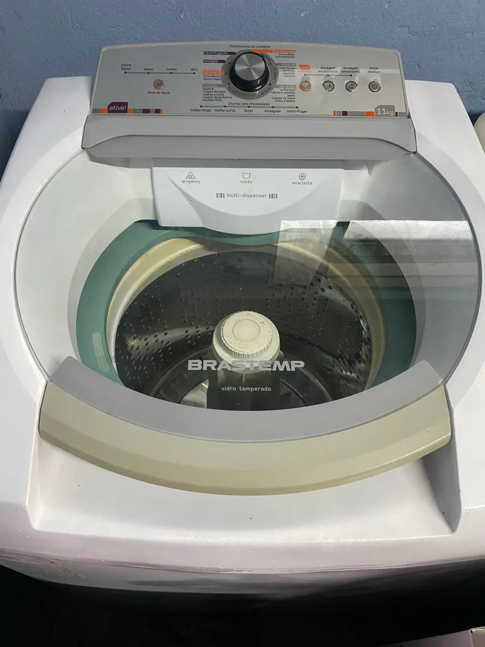 Máquina de lavar roupas 