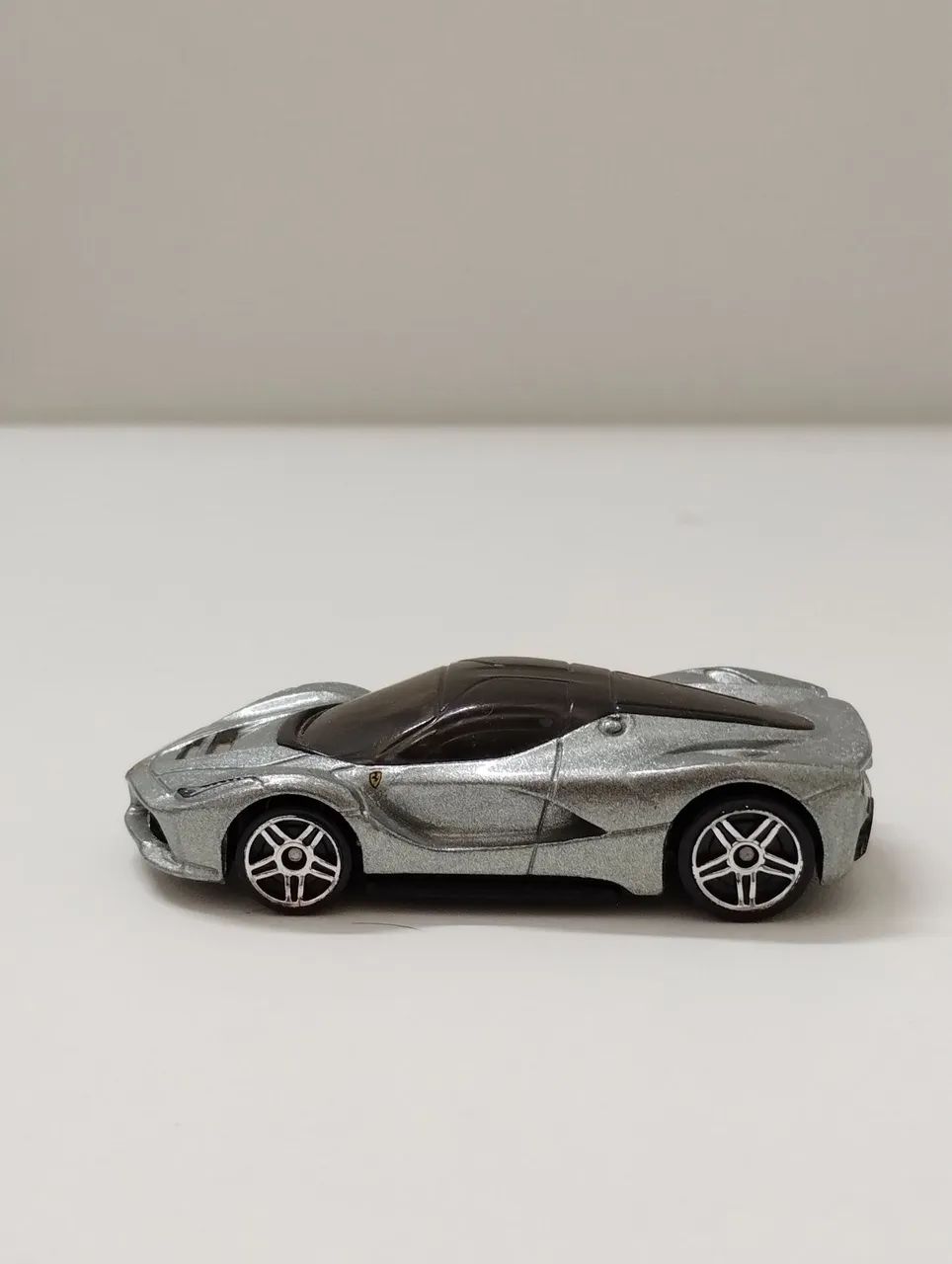 Hot Wheels - LaFerrari Silver 2013 Mattel - Foto 4