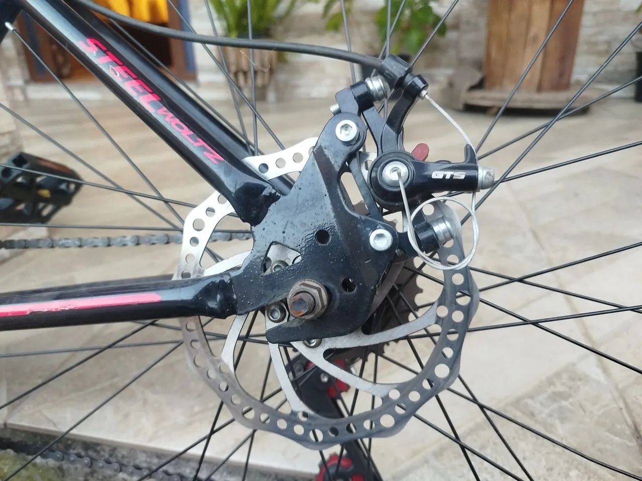 Bicicleta aro 29 semi-nova  - Foto 3