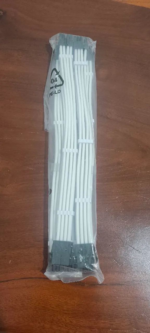 Cabos Sleeved Teucer - Branco - Foto 2