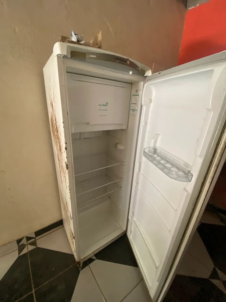 GELADEIRA BOM ESTADO PARA USO - Foto 3