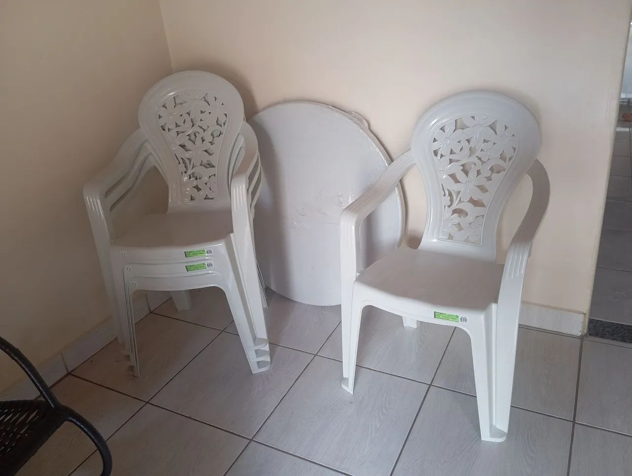 Conjuntos de mesa e cadeiras Novos  - Foto 3