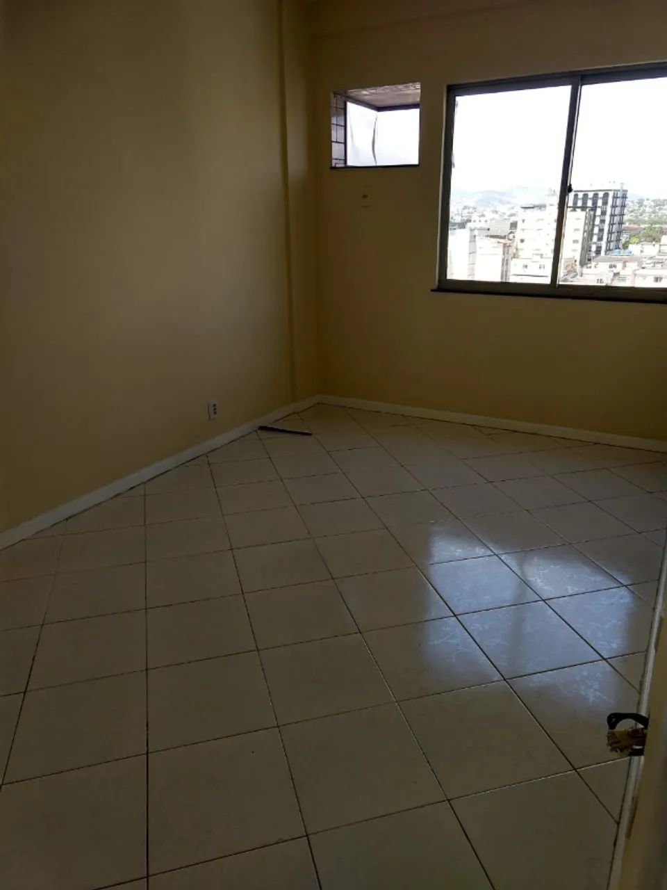DUQUE DE CAXIAS - EXCELENTE APARTAMENTO - PROXIMO A FACULDADE - Foto 4