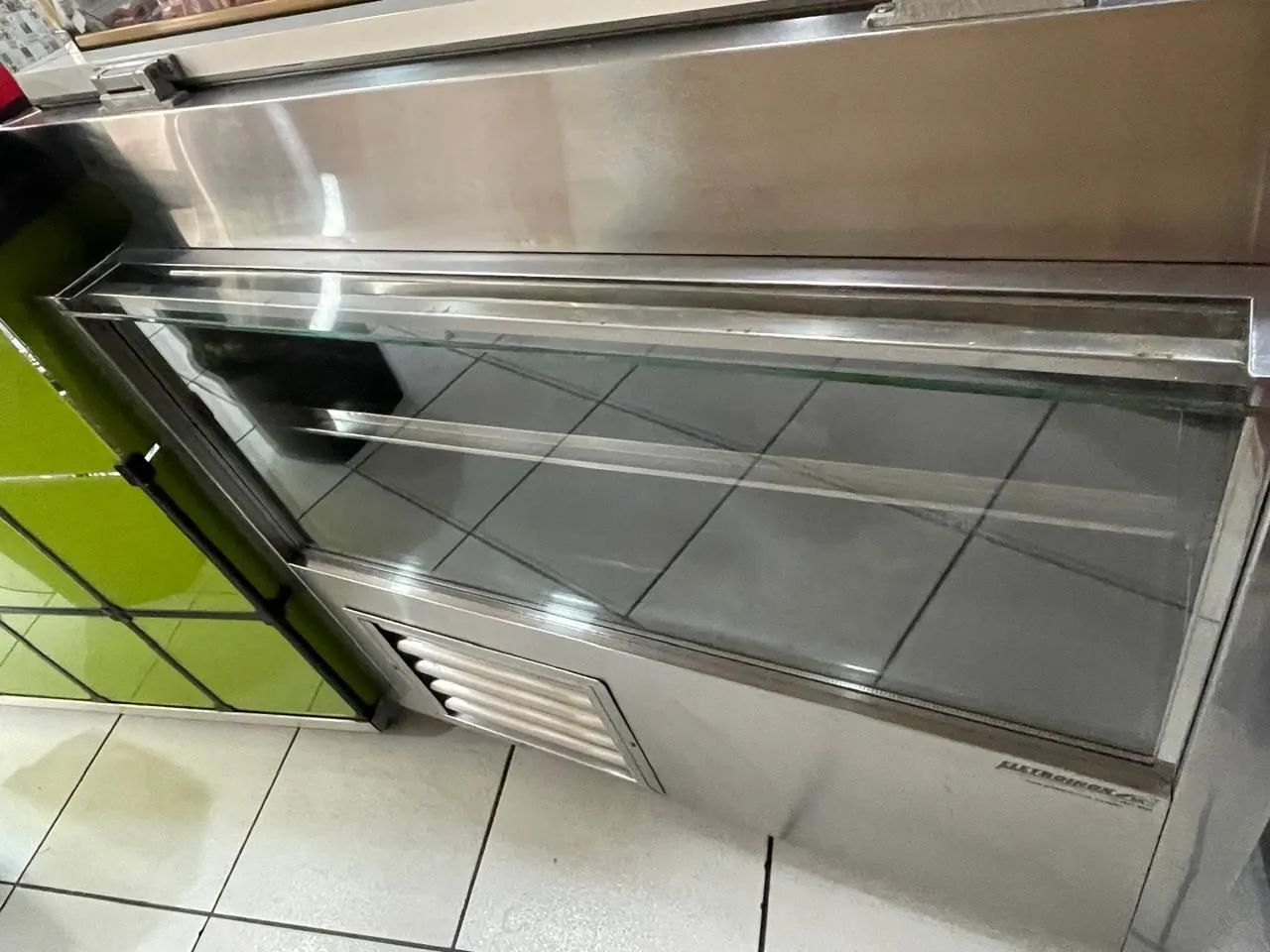 Balcão expositor refrigerado 