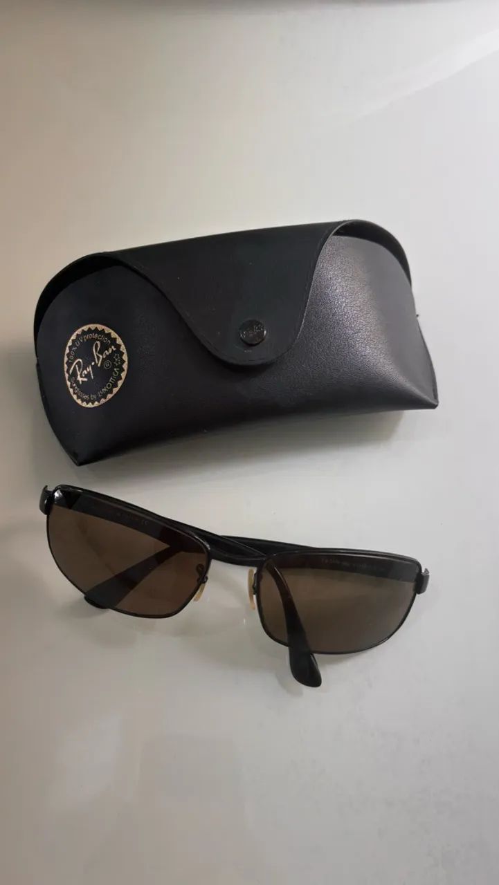 Óculos de sol Ray-Ban modelo RB3478